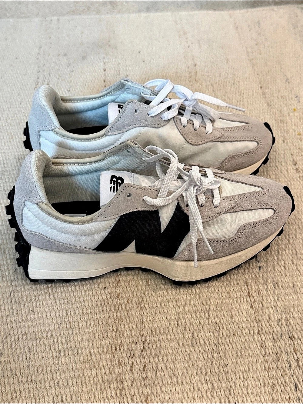 New Balance 327 White Black Sneakers